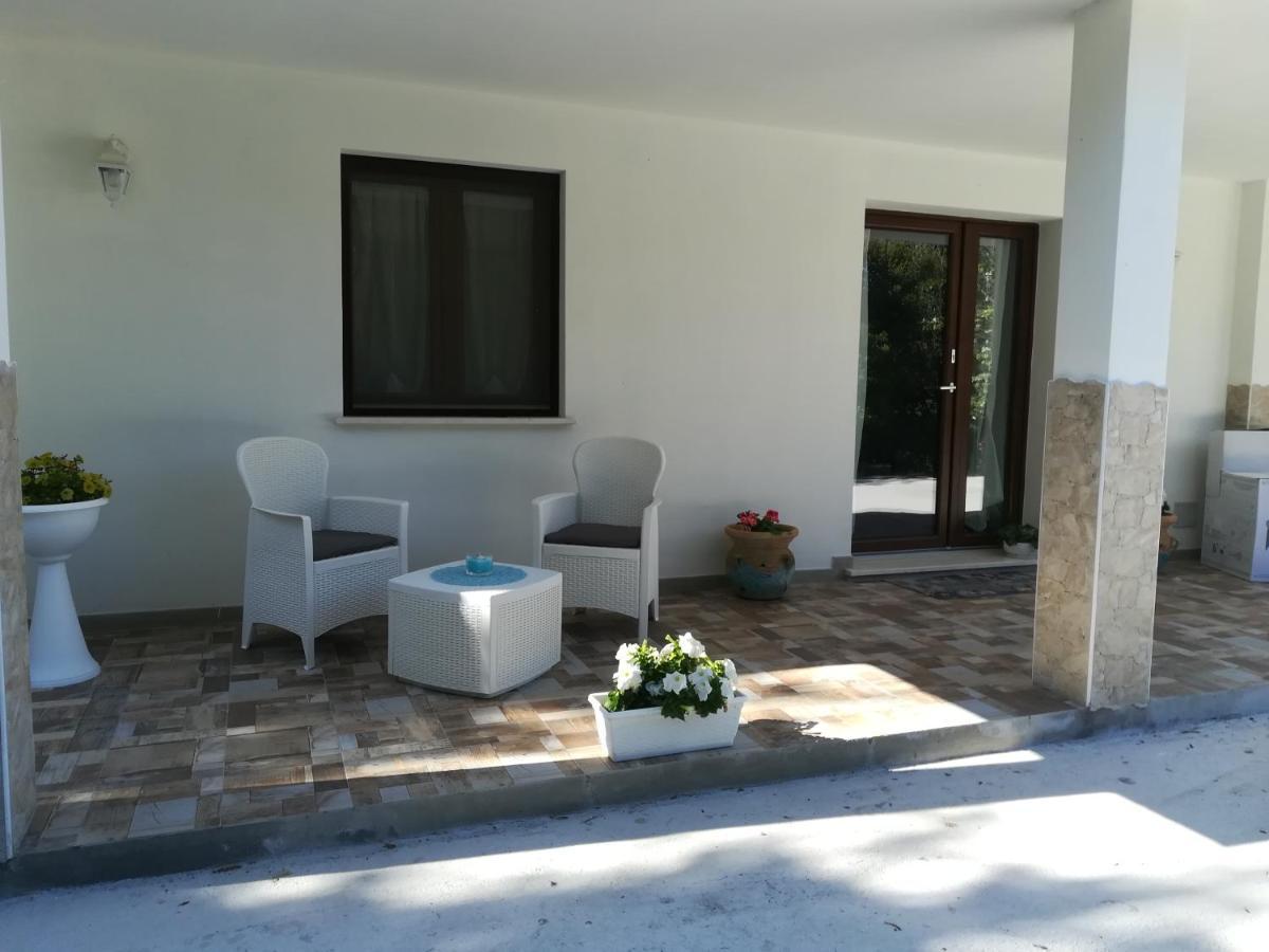 B&B Il Turchese Palmadula Екстер'єр фото